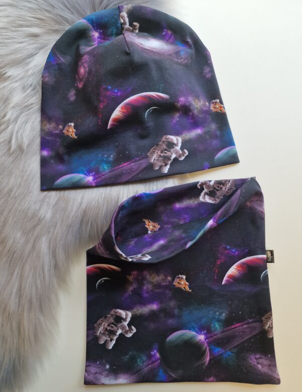Müts Astronaudid kosmoses