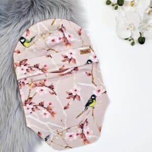 Tuukrimüts Tihased lilleokstel põhi helebeež